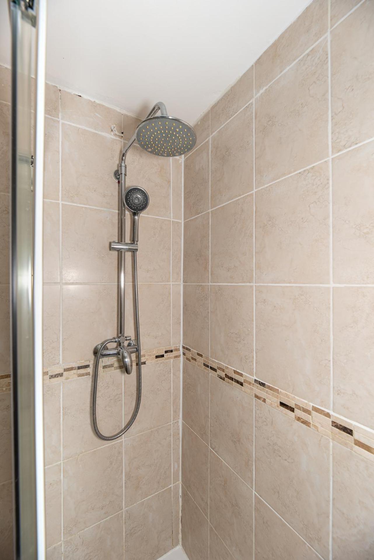 Lovely 3 Bed Apartment In The City Of 런던 외부 사진